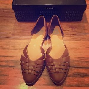 Dolce Vita sandal flats